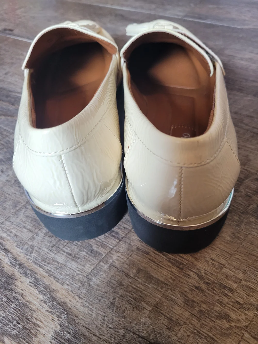 Cream Patent Leather Franco Sarto Tassel Loafers Size 7 Preppy Workwear